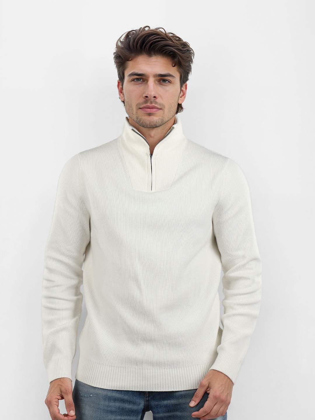 

Celio Men Mock Collar Pullover Sweaters, White