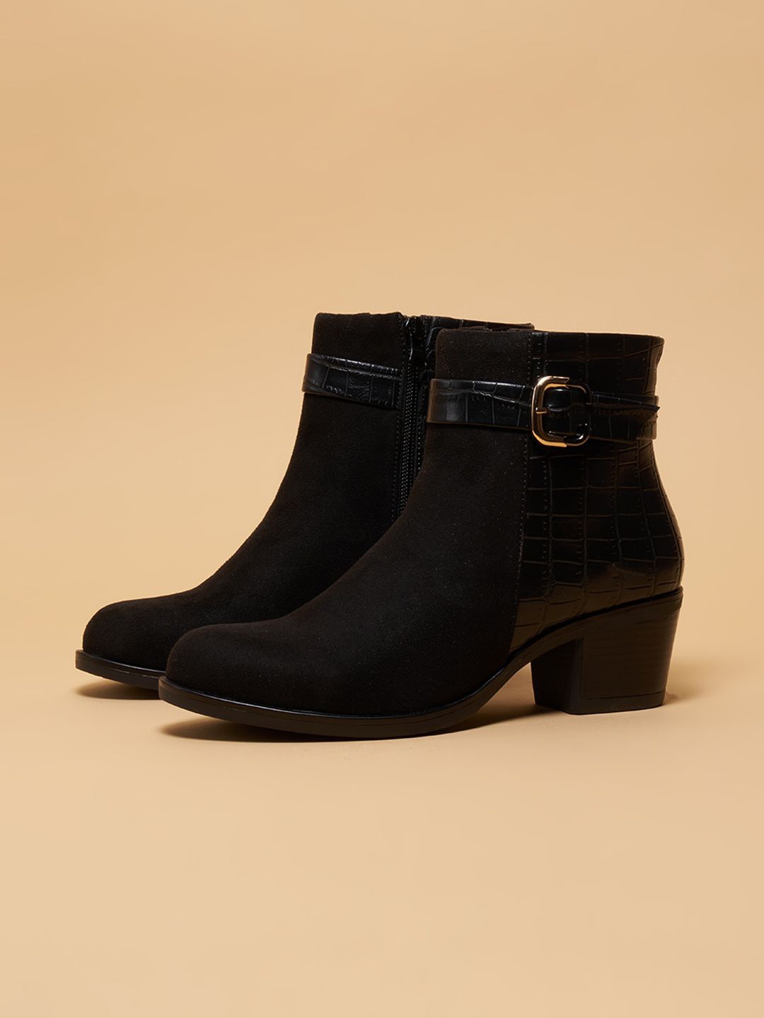 

ERIDANI Solid Black Kaia Boots