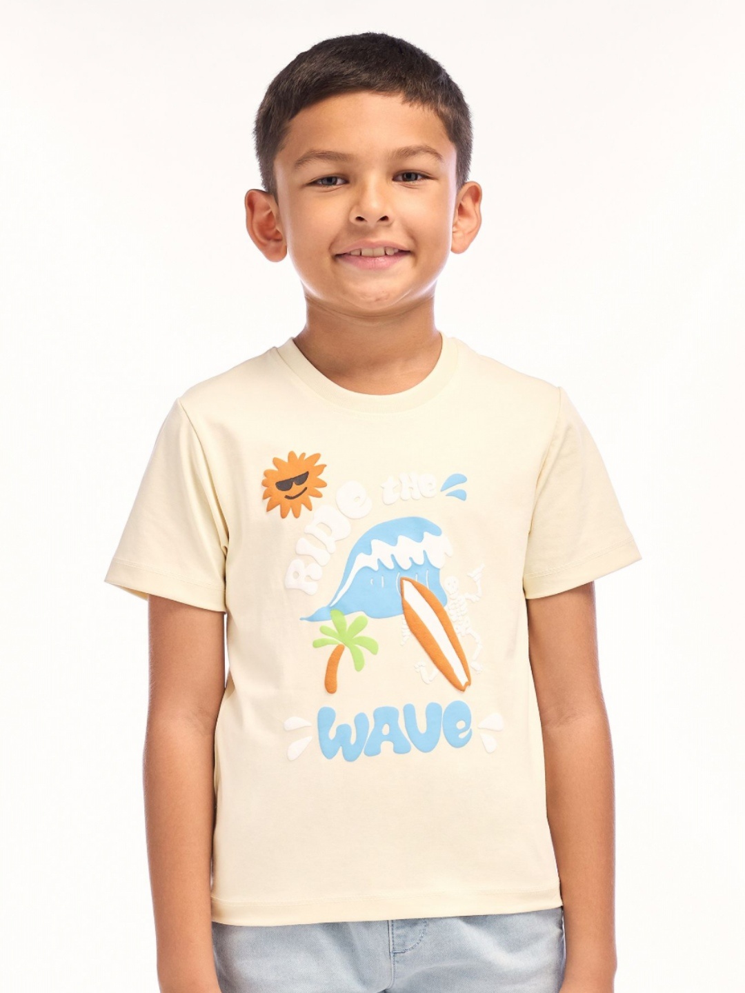

NO MONDAYS Boys Printed Applique T-shirt, Cream