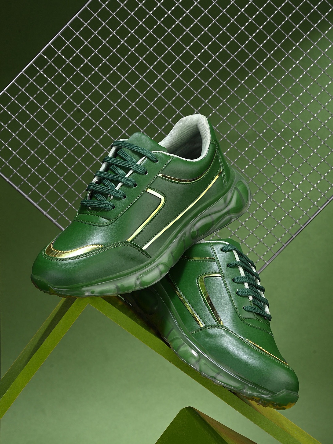 

glitchez Women Lightweight Round Toe Lace-Ups Sneakers, Green
