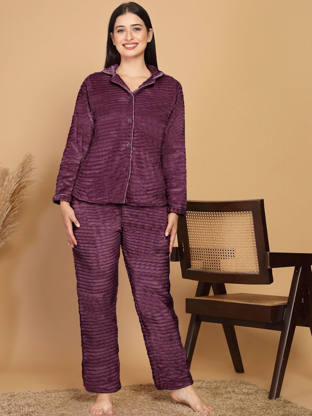 

FABINALIV Women Striped Lapel Collar Winter Night Suit, Burgundy