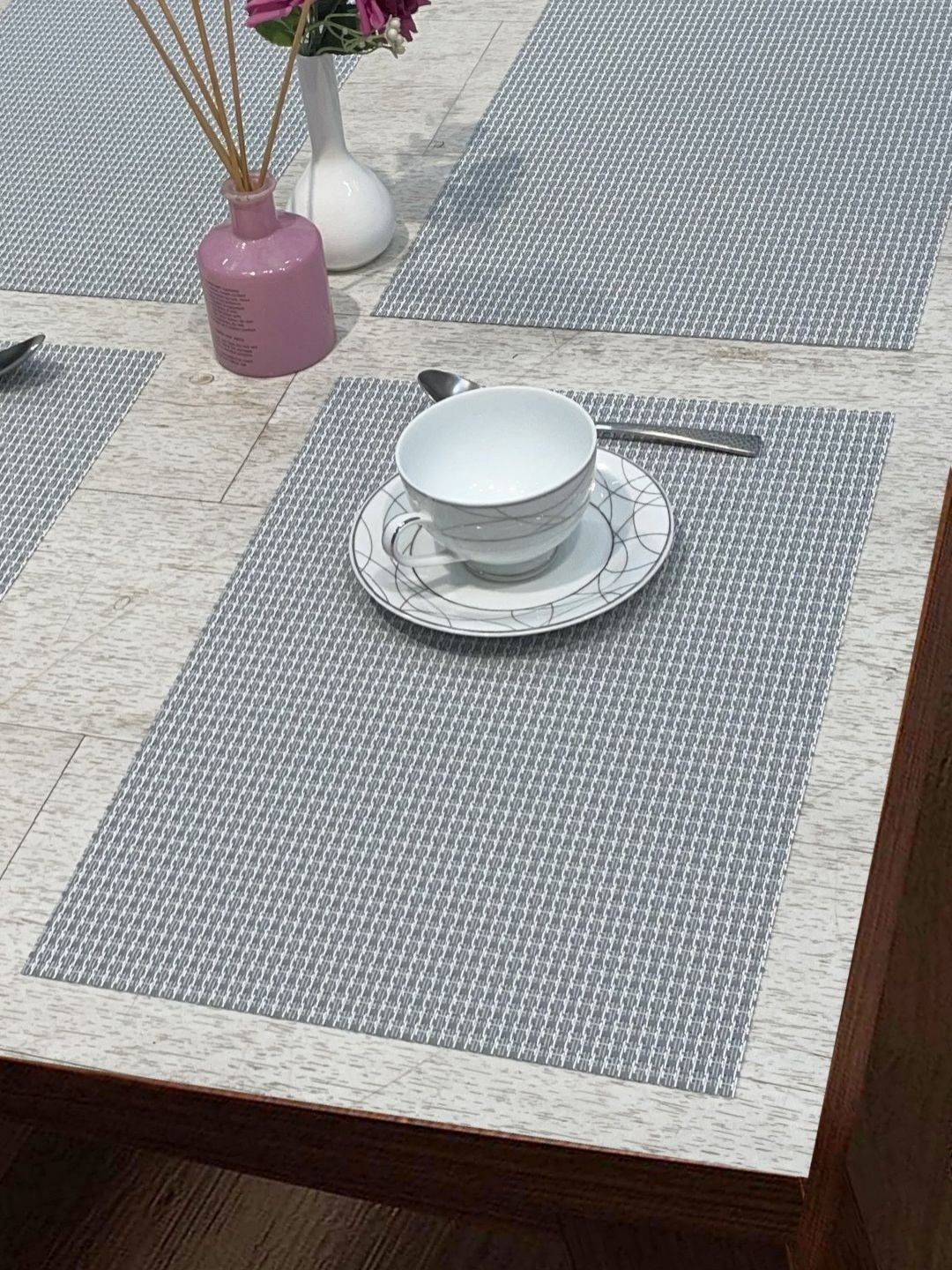 

BIANCA 6-Pcs Grey Textured Table Placemats