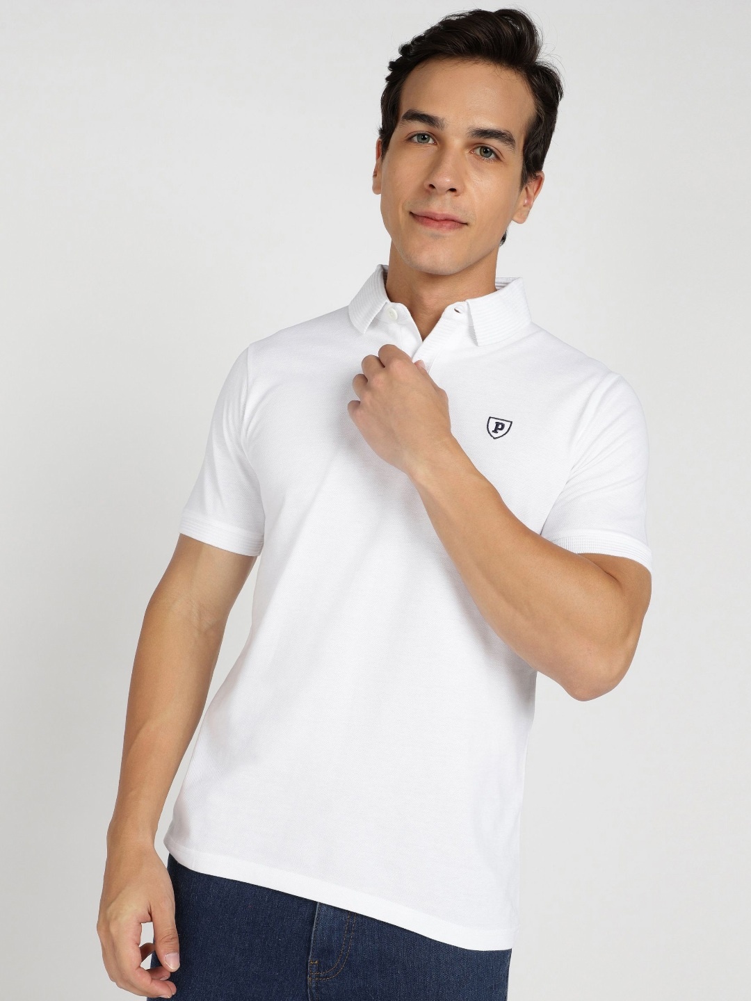 

Provogue Men Polo Collar Applique Slim Fit T-shirt, White
