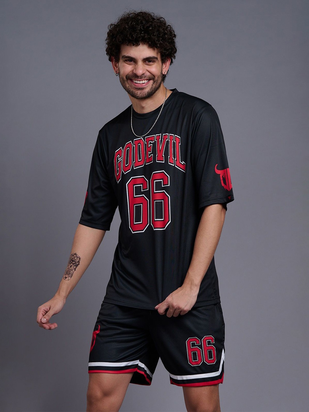 

GO DEVIL Printed Round Neck T-Shirt & Shorts, Black