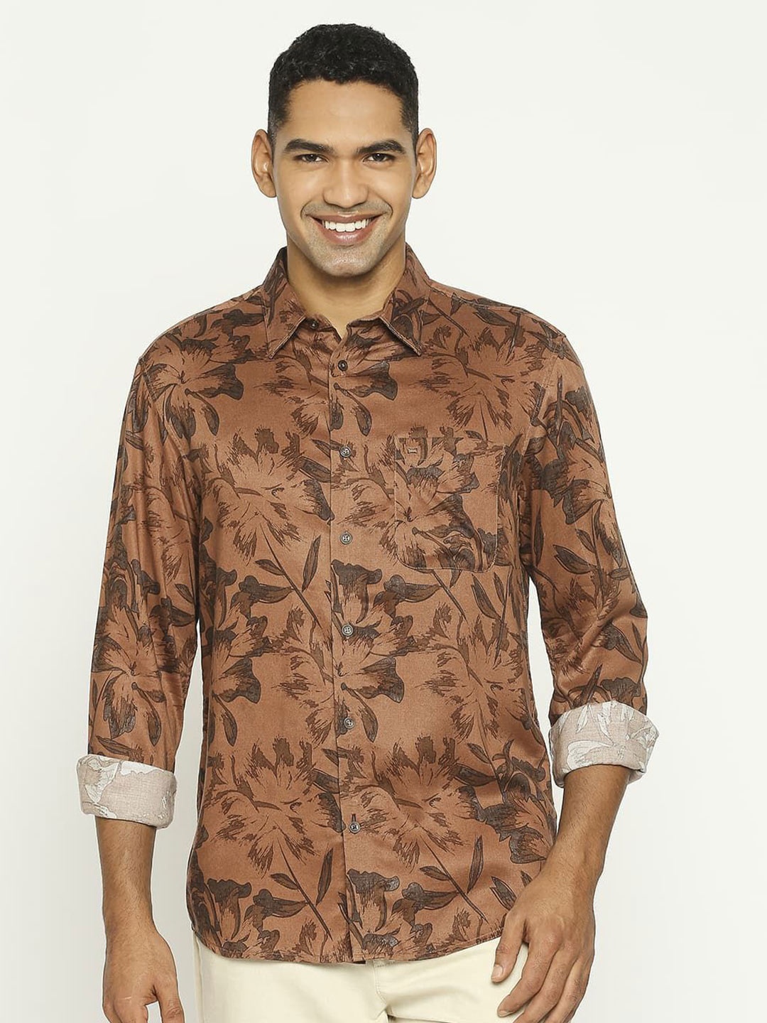 

Basics Men Slim Fit Opaque Printed Casual Shirt, Brown