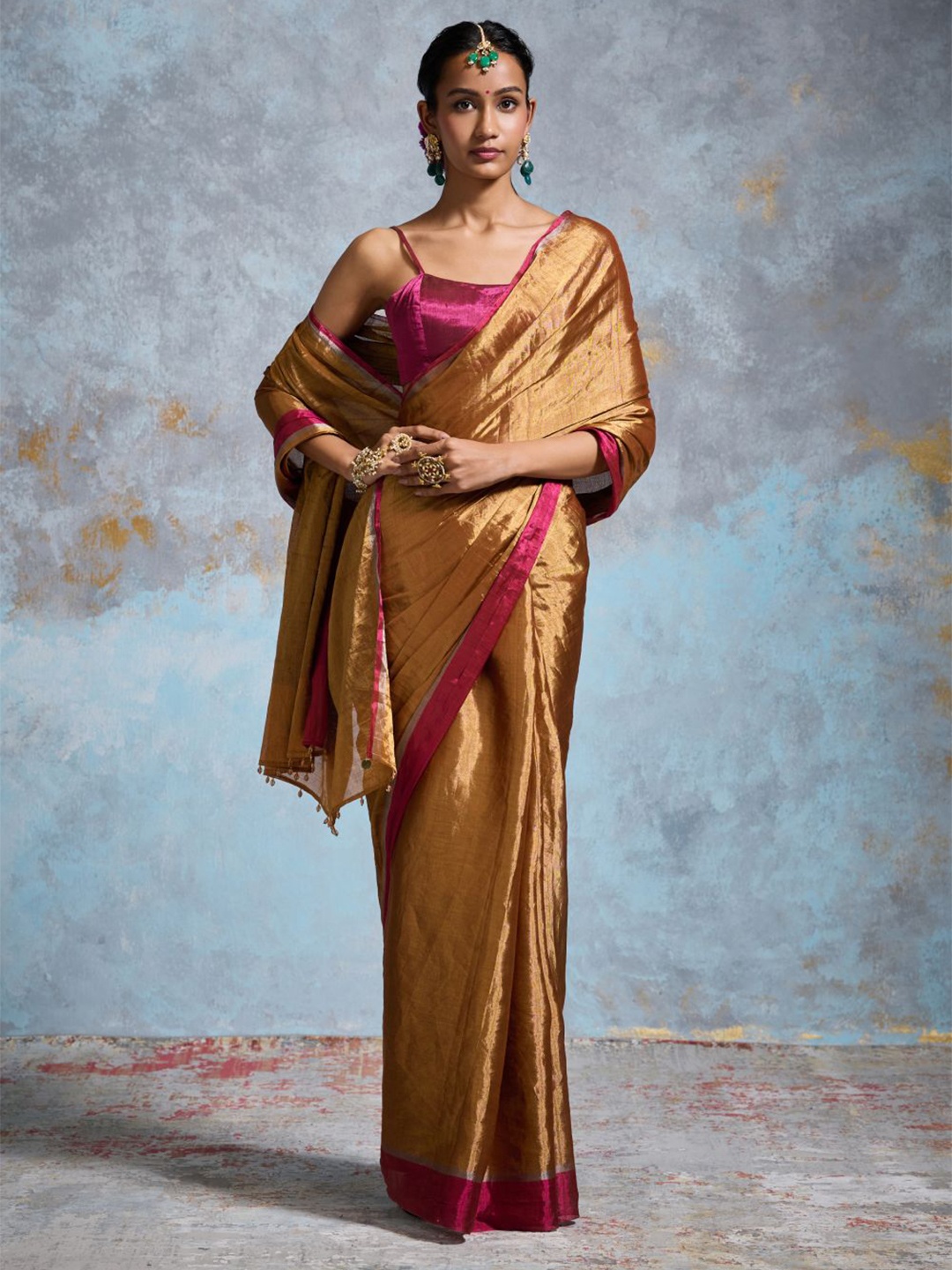 

Dressfolk Solid Tissue Chanderi Saree with Blouse Piece, Gold