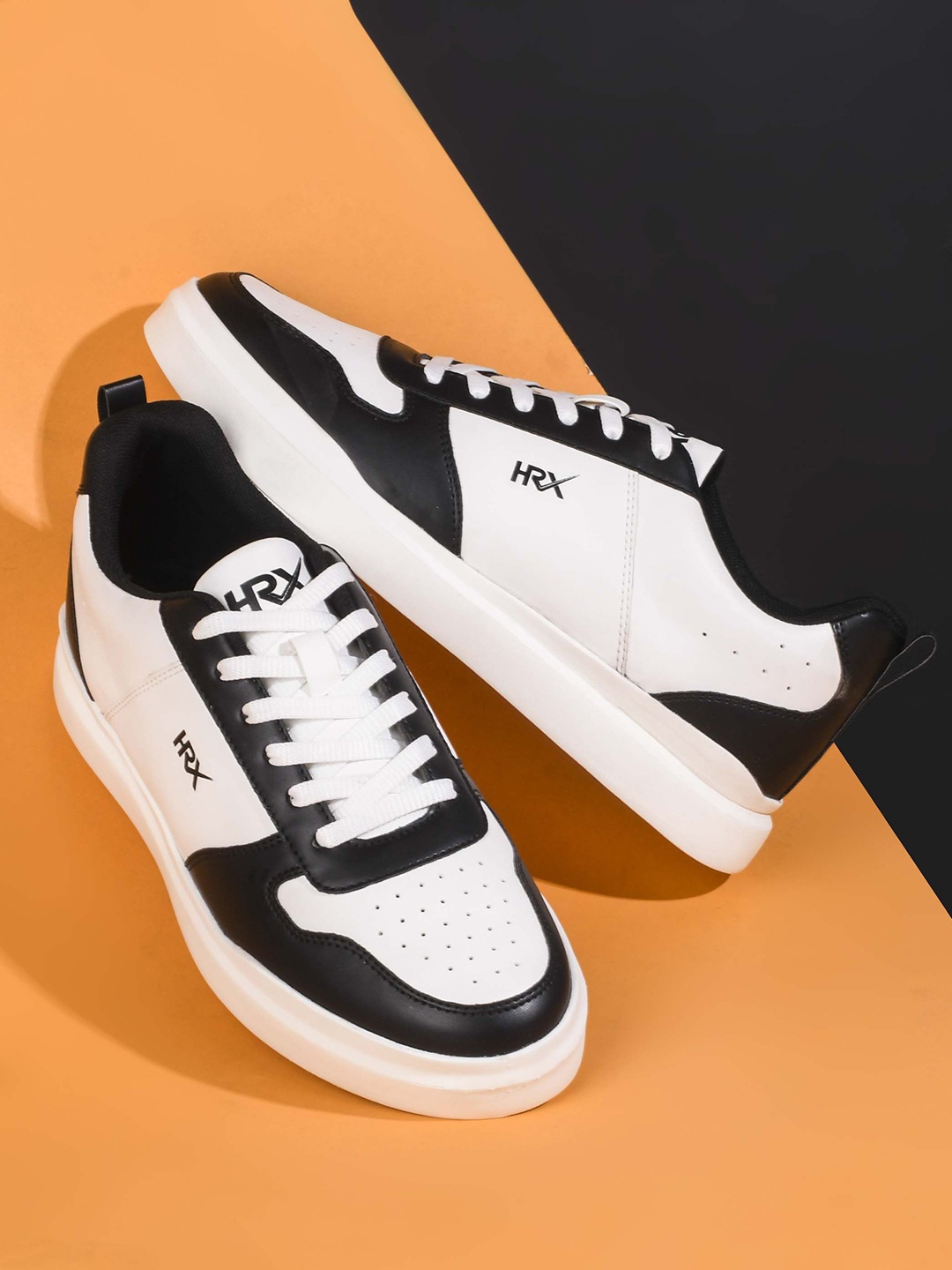 

HRX by Hrithik Roshan Men Lace-Ups Round Toe PU Sneakers, White