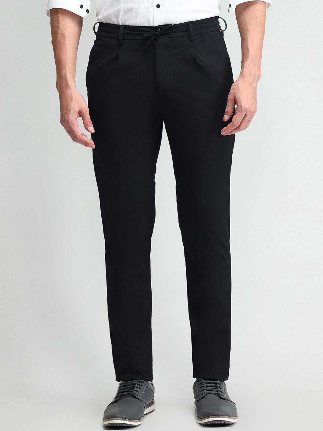 

Arrow New York Men Urban Slim Pleated Chinos Trousers, Black