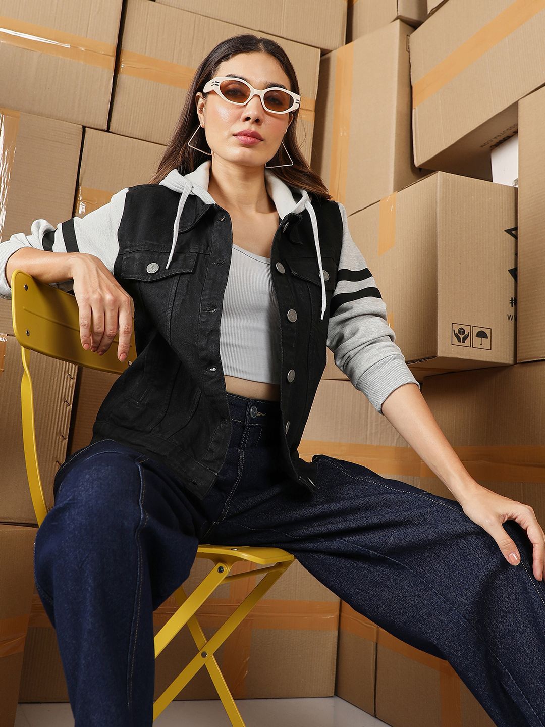 

Campus Sutra Women Colourblocked Lightweight Denim Jacket, Multi