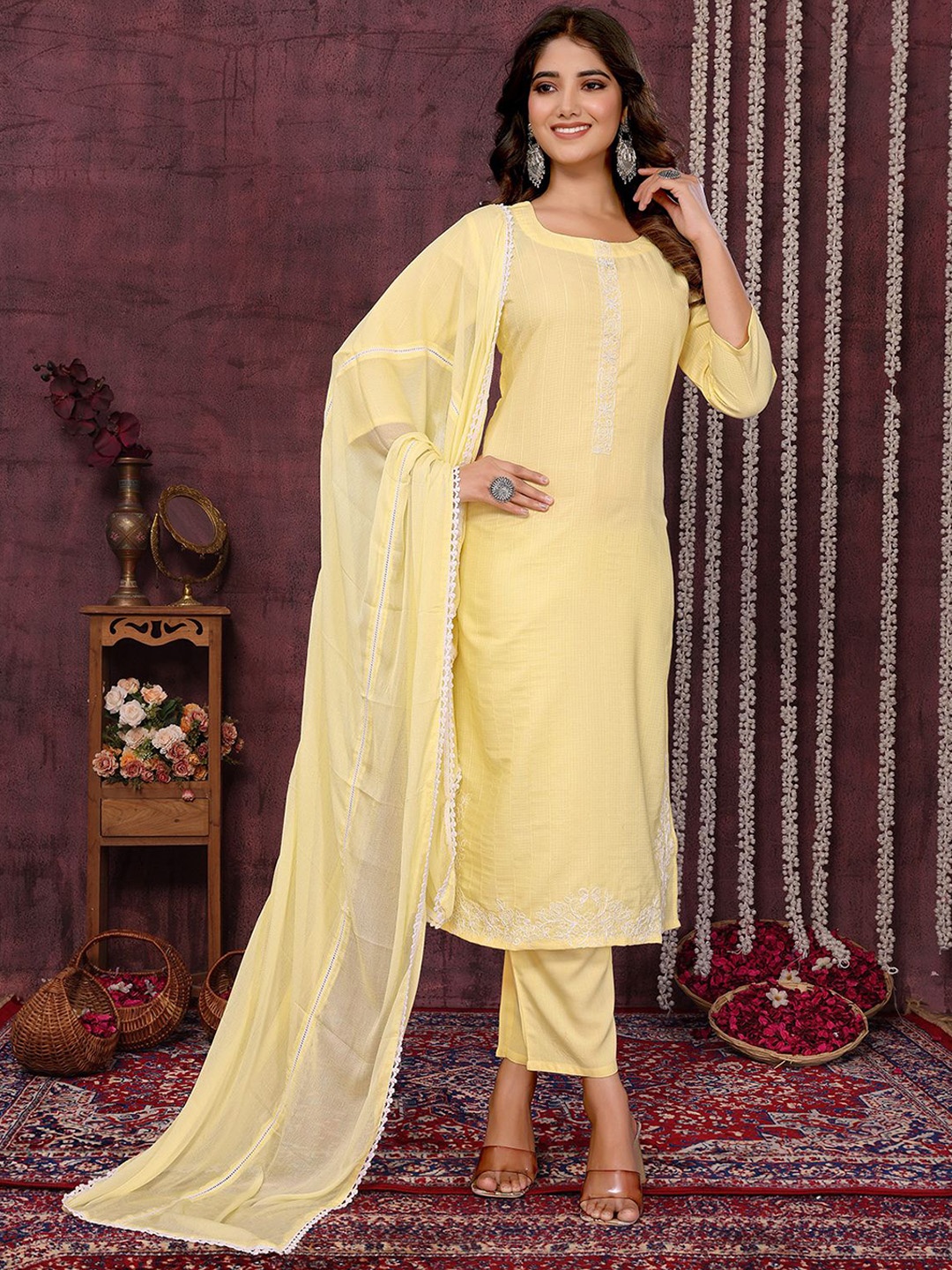 

Rangita Women Ethnic Motifs Embroidered Regular Thread Work Kurta with Trousers & With Dupatta, Yellow