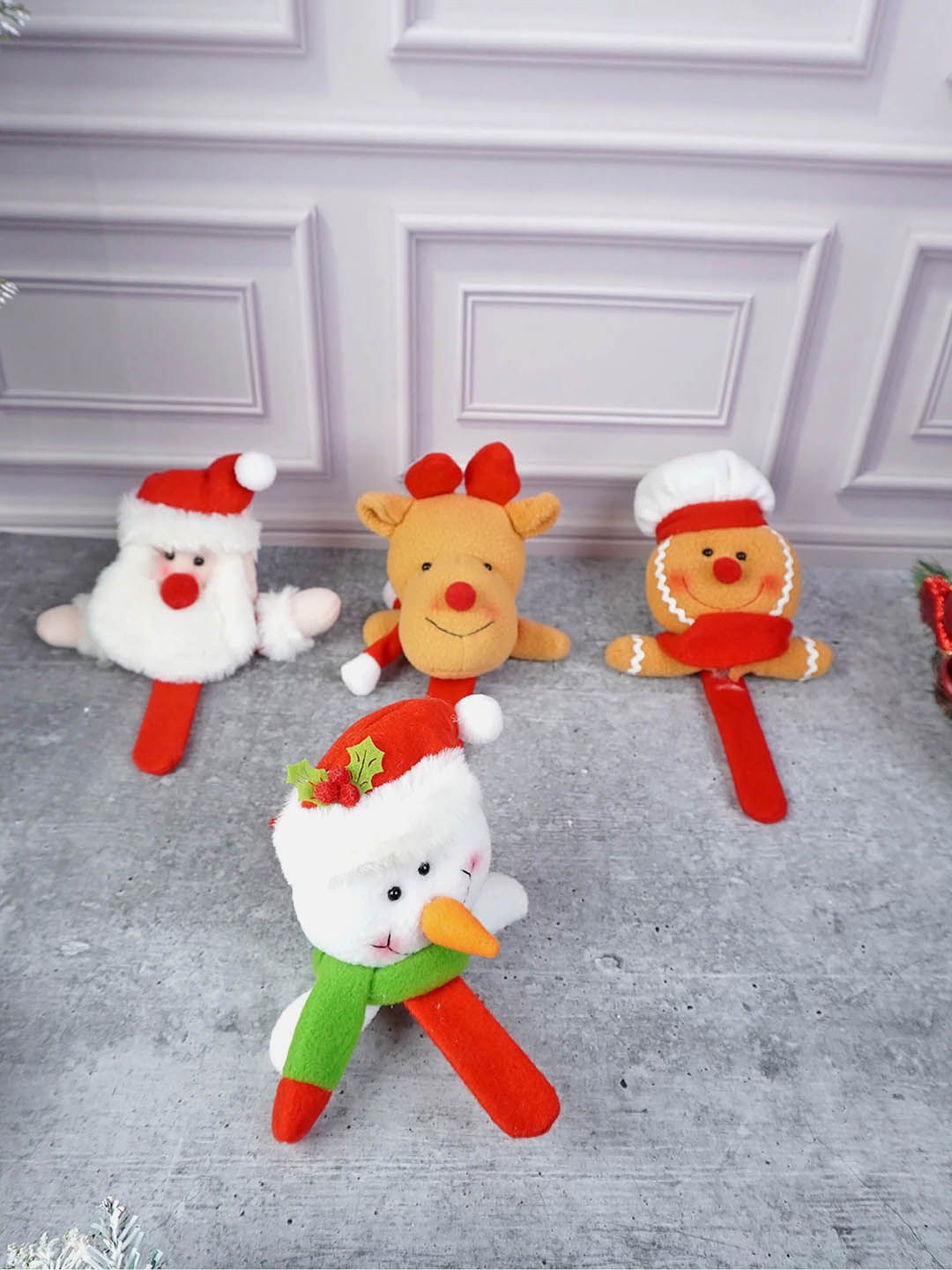 

Little Surprise Box LLP Kids 4Pcs Red & White 3d Christmas Wristband