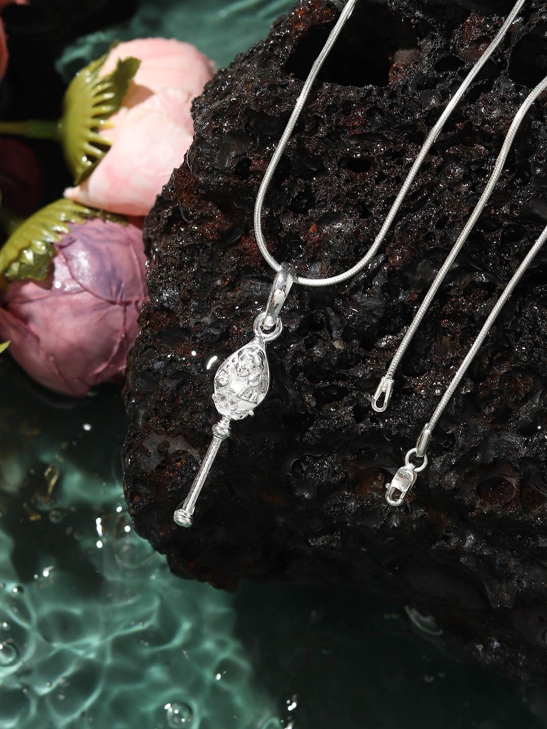 

AKSHAT SAPPHIRE Contemporary Pendants, Silver