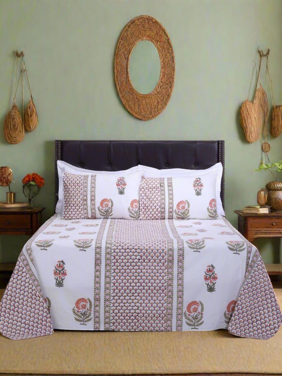 

SHAHENAZ Olive Green & White Floral 220 TC Queen Bedsheet with 2 Pillow Covers