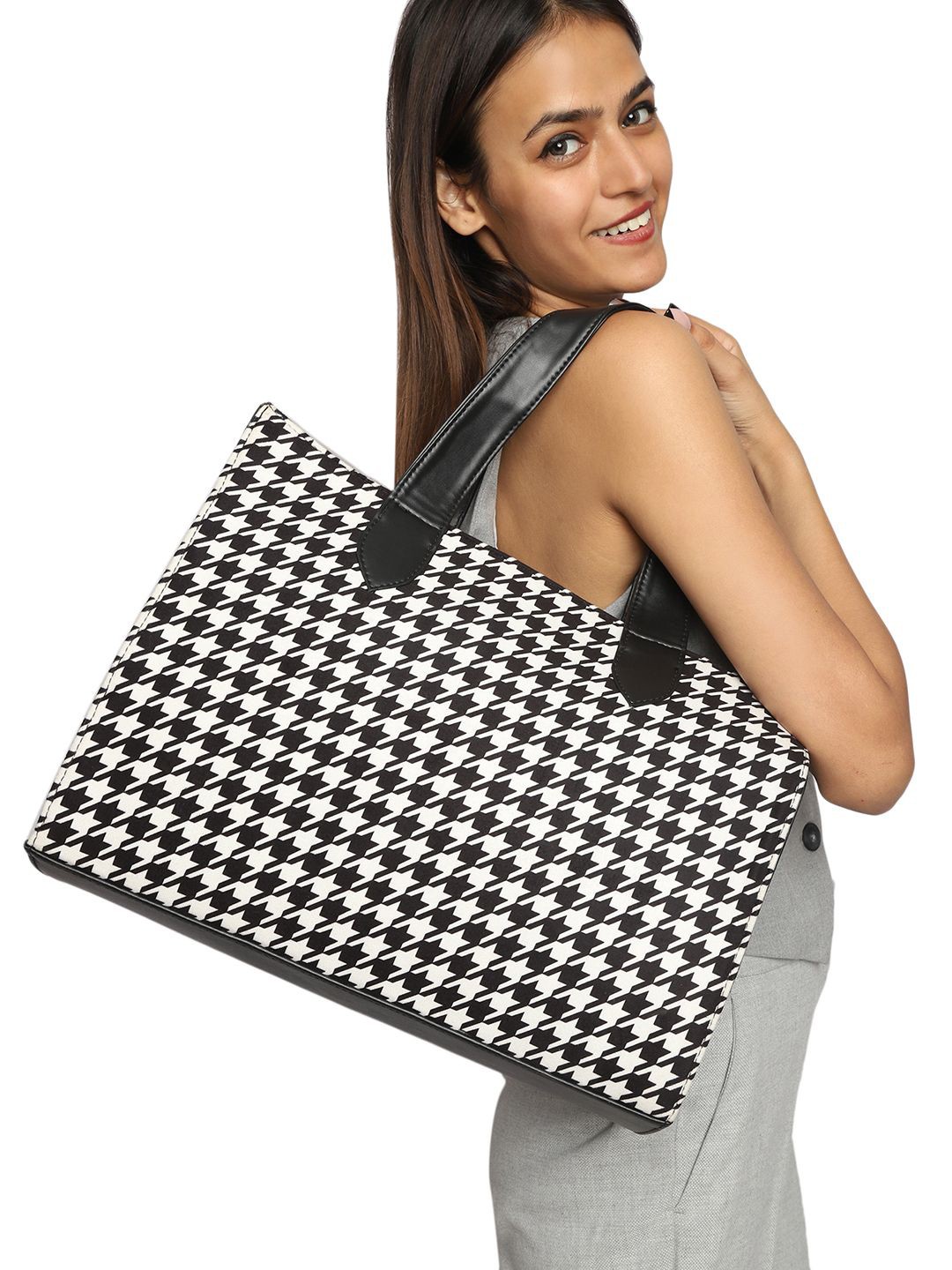

MINI WESST Textured PU Structured Tote Bag with Cut Work, Black