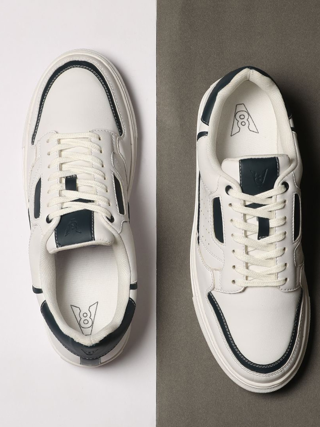 

V8 by Ruosh Men Colourblocked Round Toe PU Sneakers, White