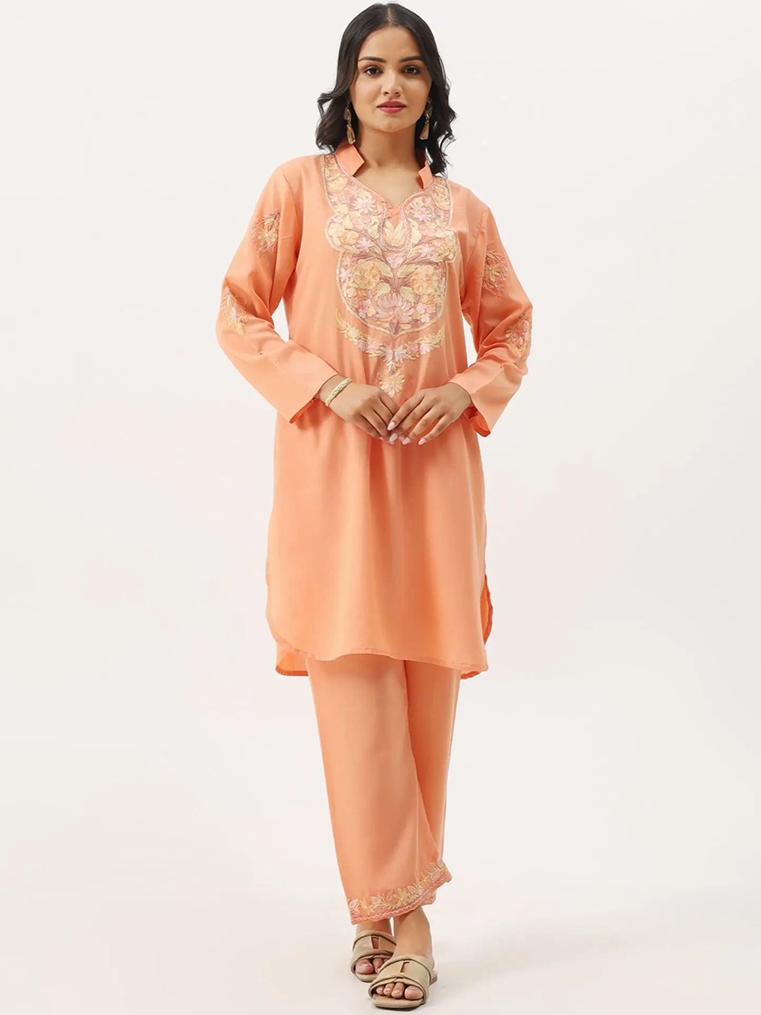 

Kashmir Box Mandarin Collar Embroidered Tunic with Trouser, Peach