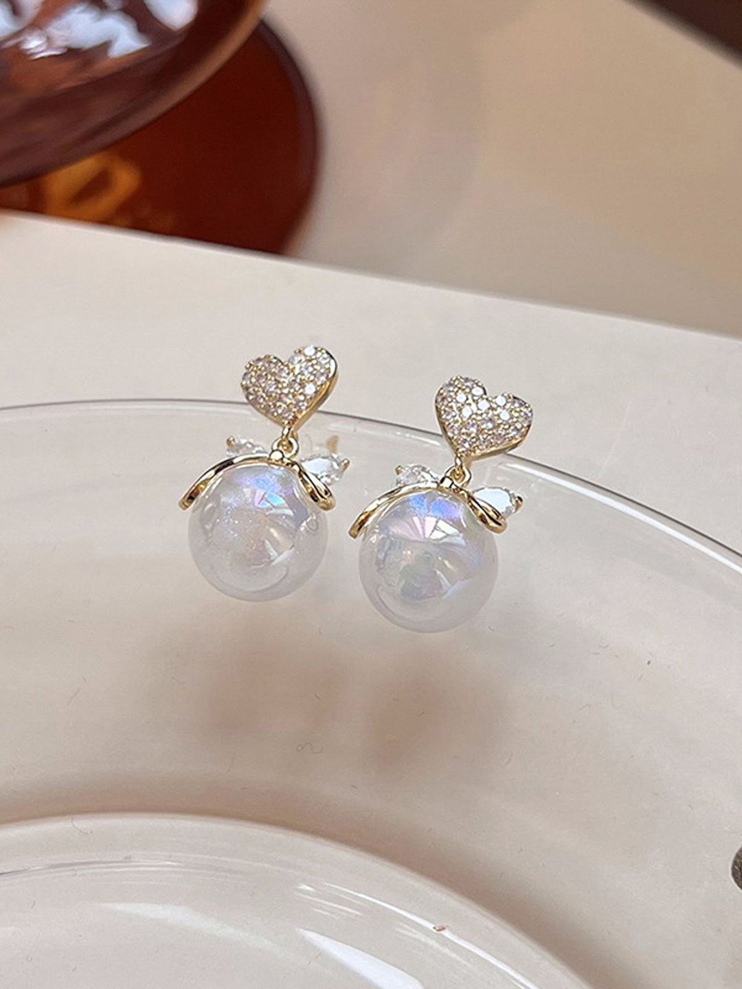 

PolluxCraft Geometric Studs Earrings, White