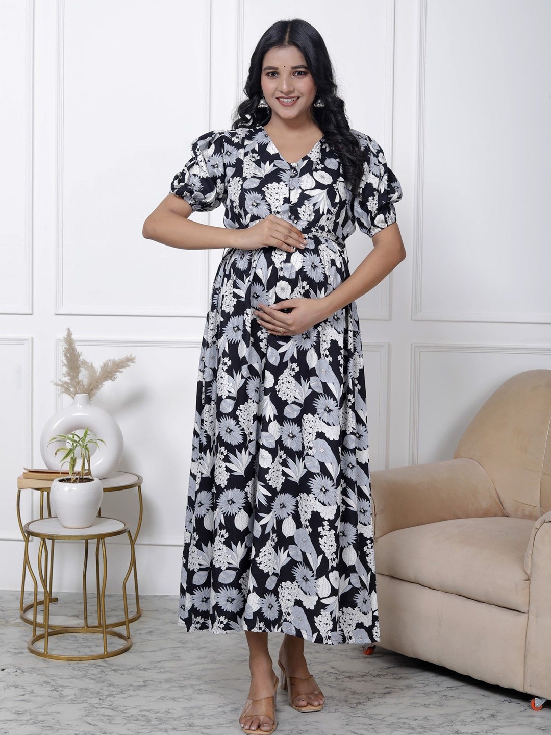 

Swasti Women Floral Printed Puff Sleeves Maternity Maxi Dress, Black
