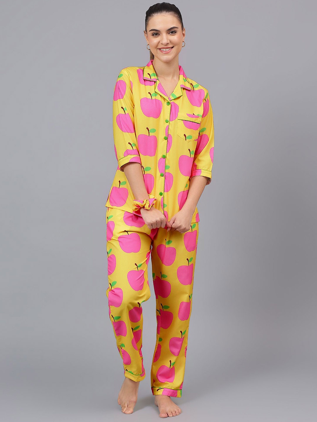 

LEAF ORIGINALS Women Conversational Printed Pure Cotton Night suit, Yellow