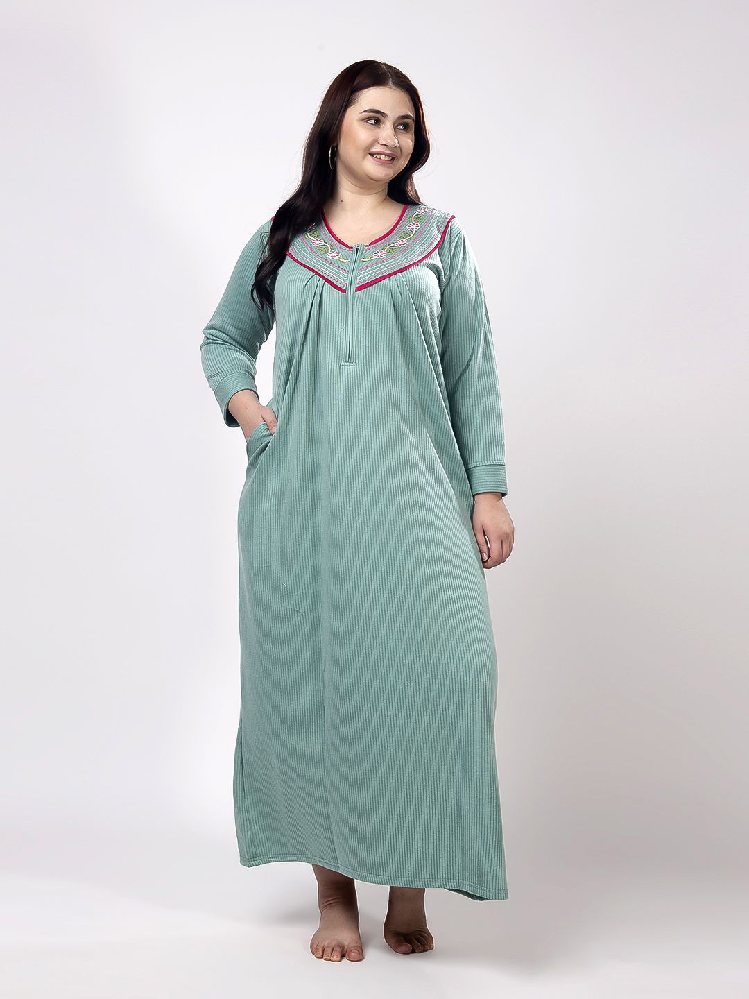 

CHUI MUI Women Striped Embroidered Long Sleeves Maxi Nightdress, Blue