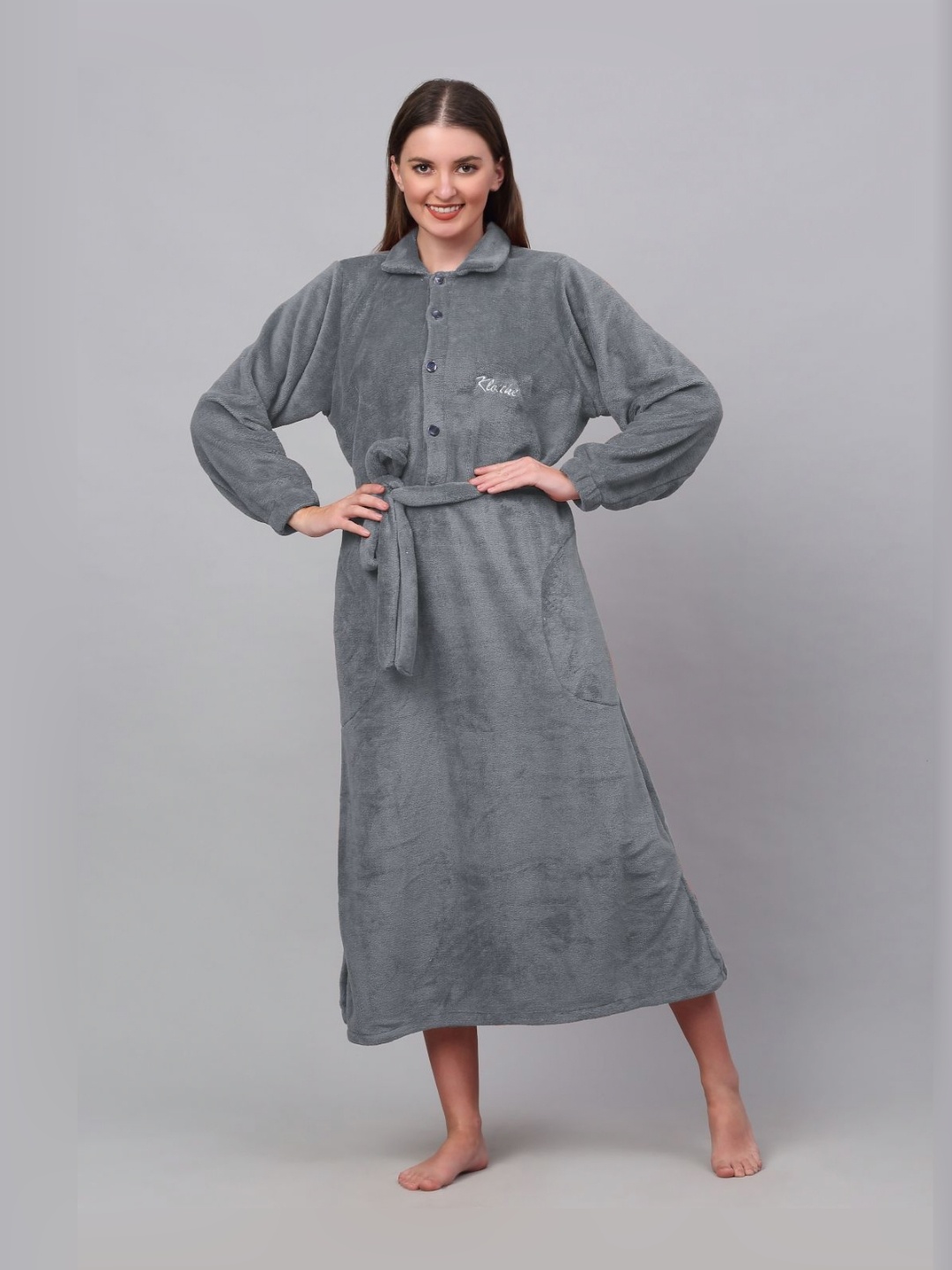 

KLOTTHE Women Woolen Long Sleeves Bath Robe With Belt, Grey