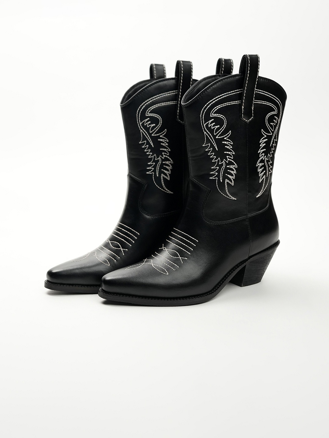 

Theater Women Embroidered Block-Heeled Winter Boots, Black