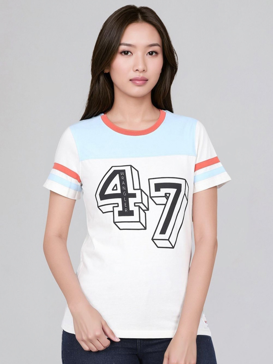 

Wrangler Women Printed Drop-Shoulder Sleeves Pure Cotton Slim Fit T-shirt, White