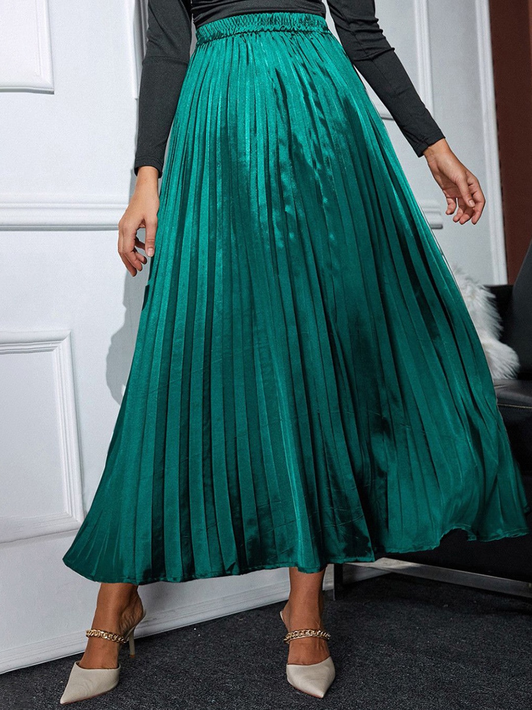 

StyleCast Women Accordion Pleats Flared Midi Skirt, Teal