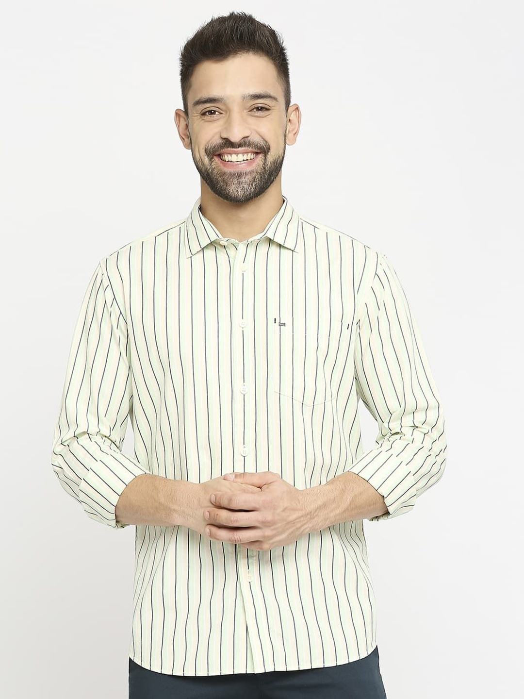

Basics Men Slim Fit Opaque Striped Casual Shirt, Green