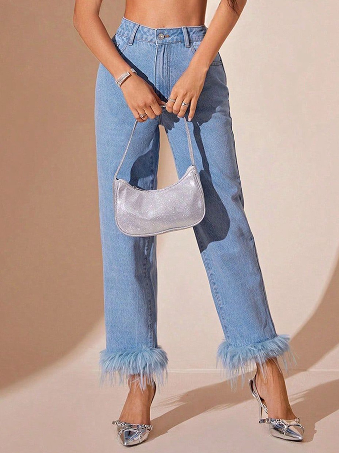 

StyleCast x Revolte Women Straight Fit Mid-Rise Light Fade Jeans, Blue
