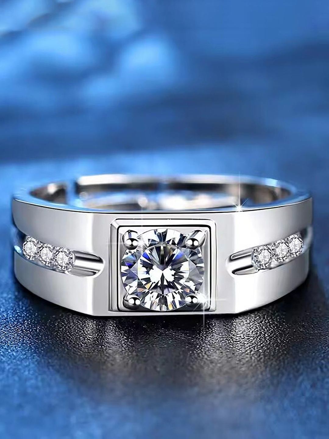 

Lila Men Sterling Silver American Diamond Stone Studded Adjustable Finger Ring