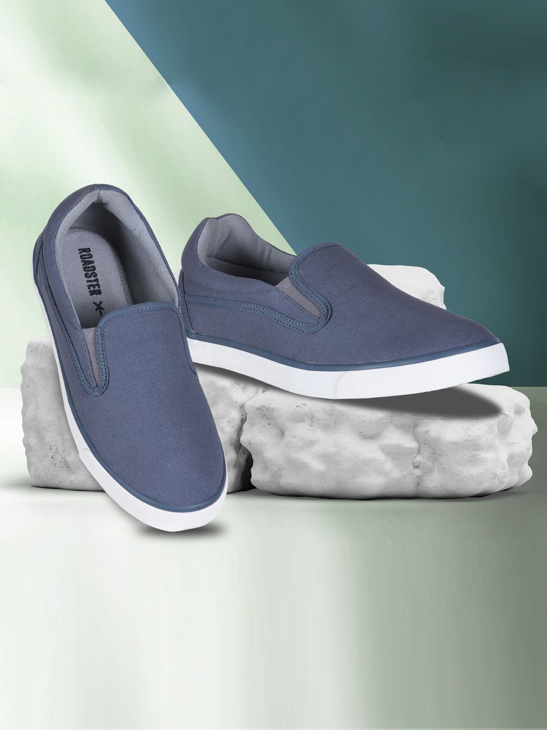 

The Roadster Lifestyle Co Men Slip-On Sneakers, Grey
