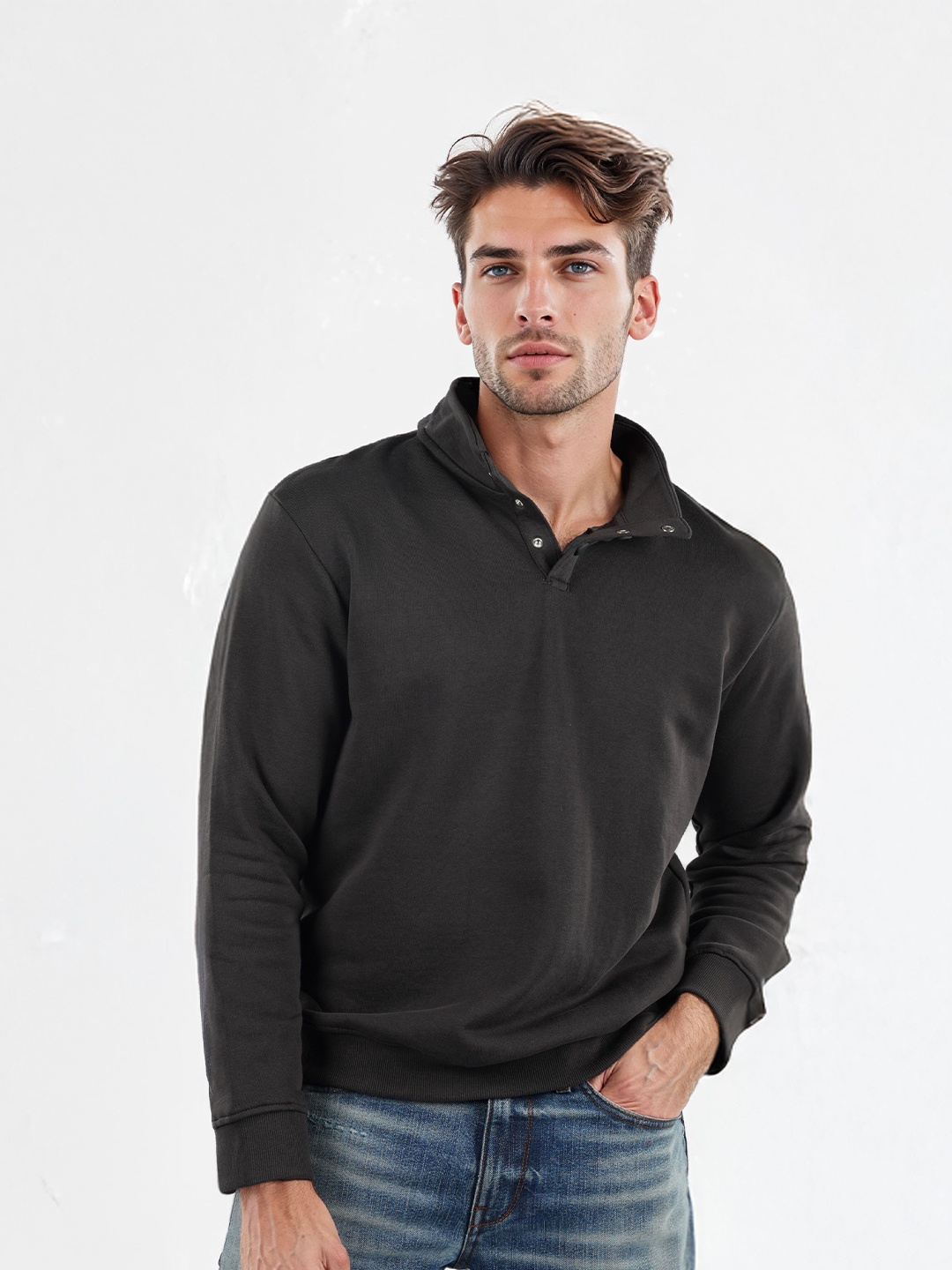 

Celio Men Cotton Mock Collar Pullover Sweaters, Black