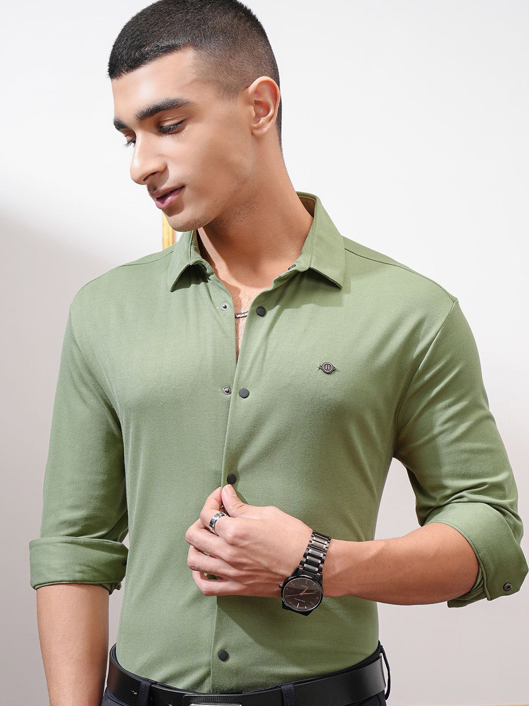 

HIGHLANDER Men Slim Fit Opaque Casual Shirt, Green