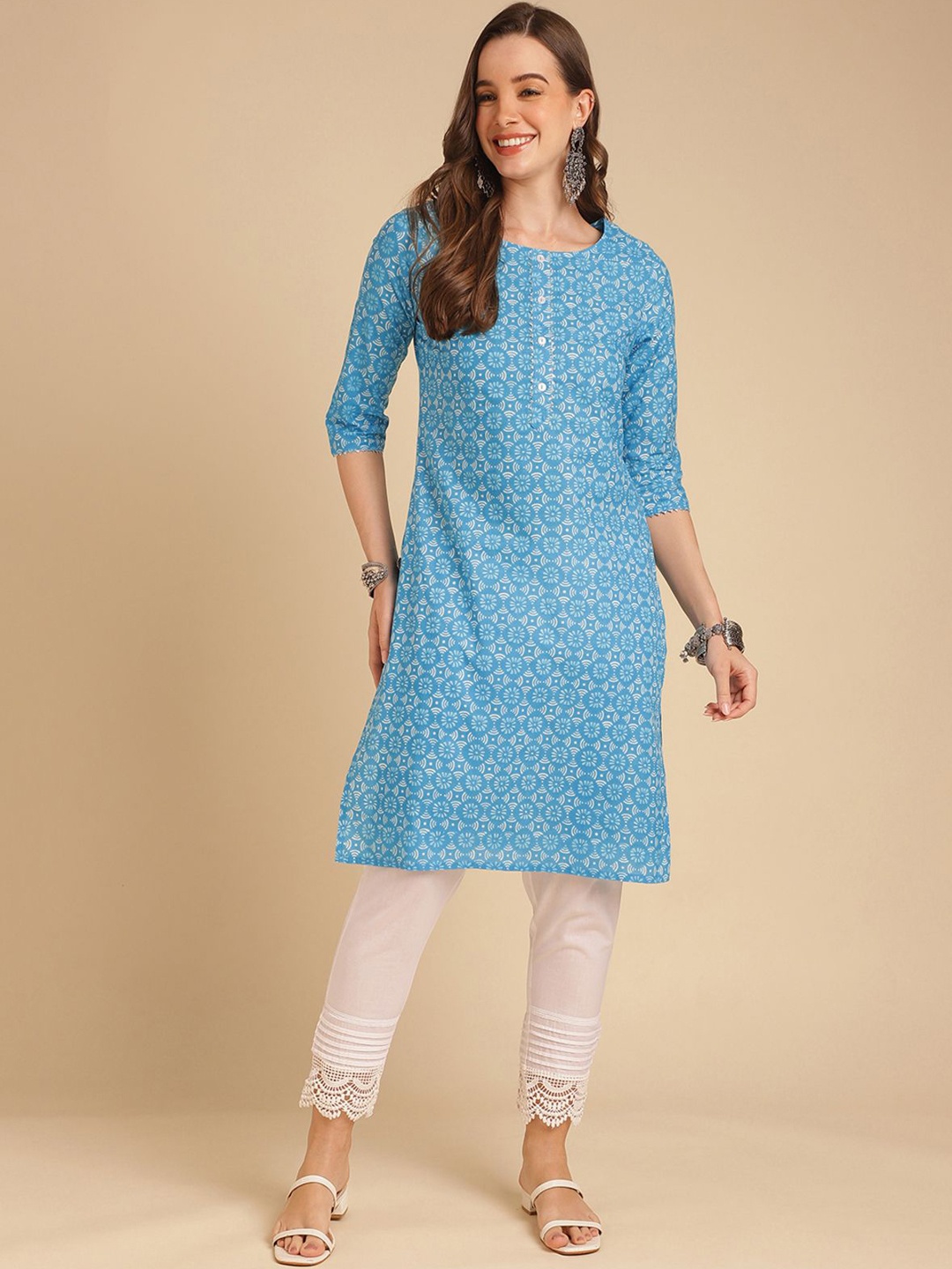 

Rangita Women Floral Printed Kurta, Blue