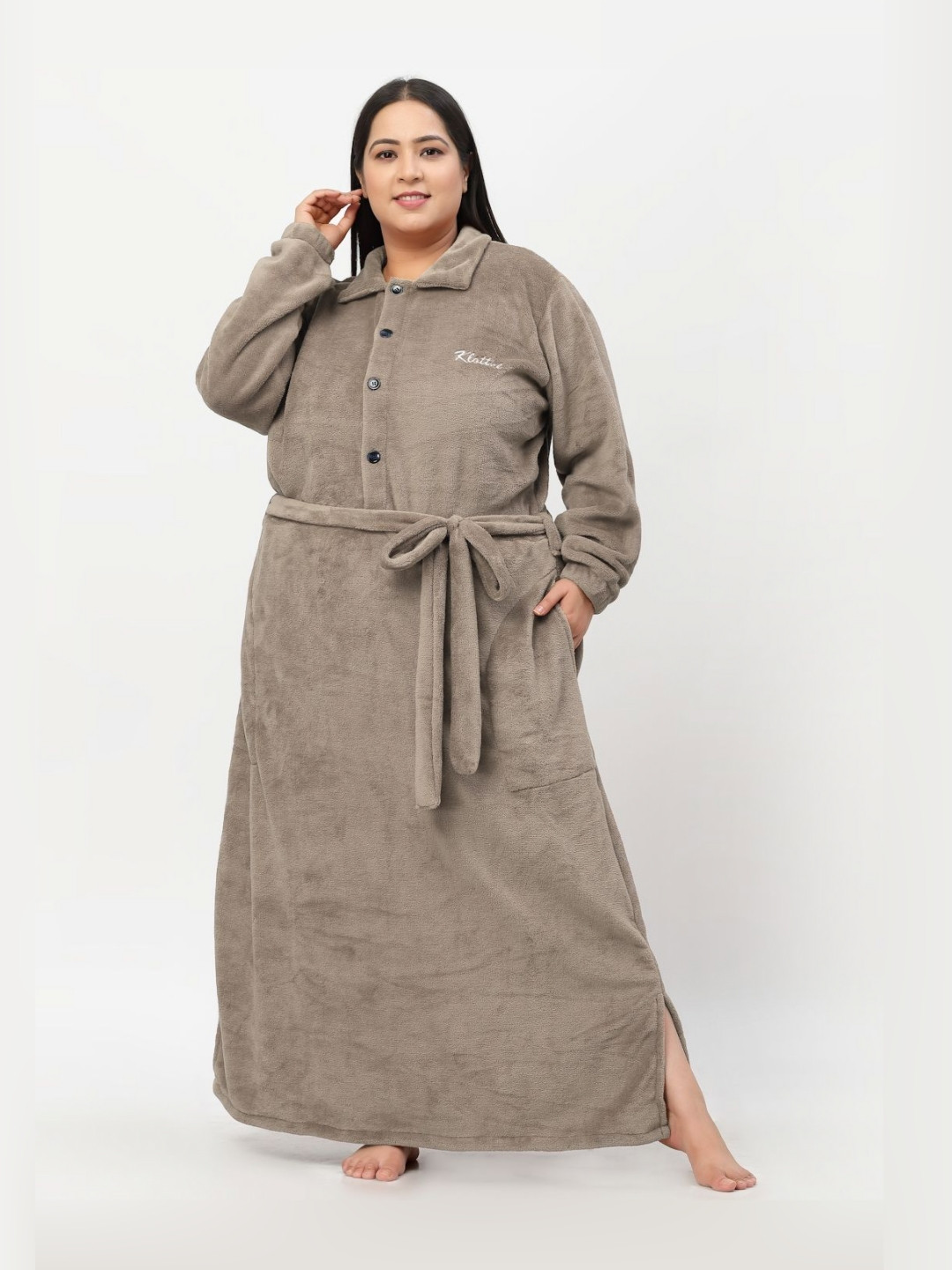 

KLOTTHE Plus Size Brown Woollen Long Sleeves Bath Robe With Belt