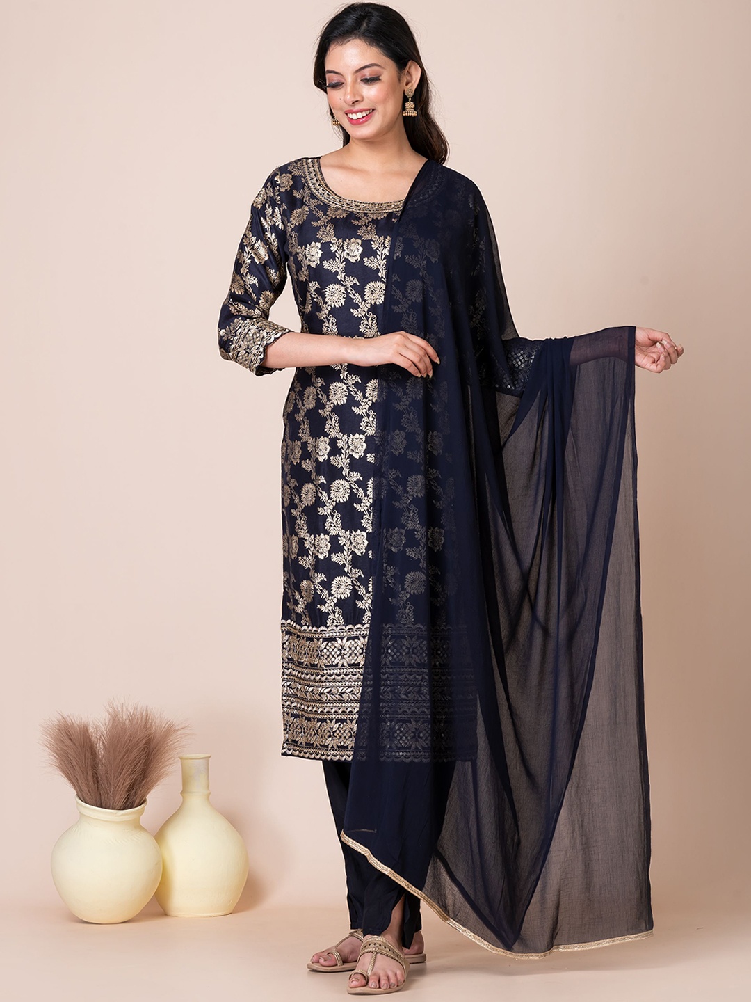 

SHREE BALAJI Women Floral Printed Regular Kurta with Trousers & With Dupatta, Blue