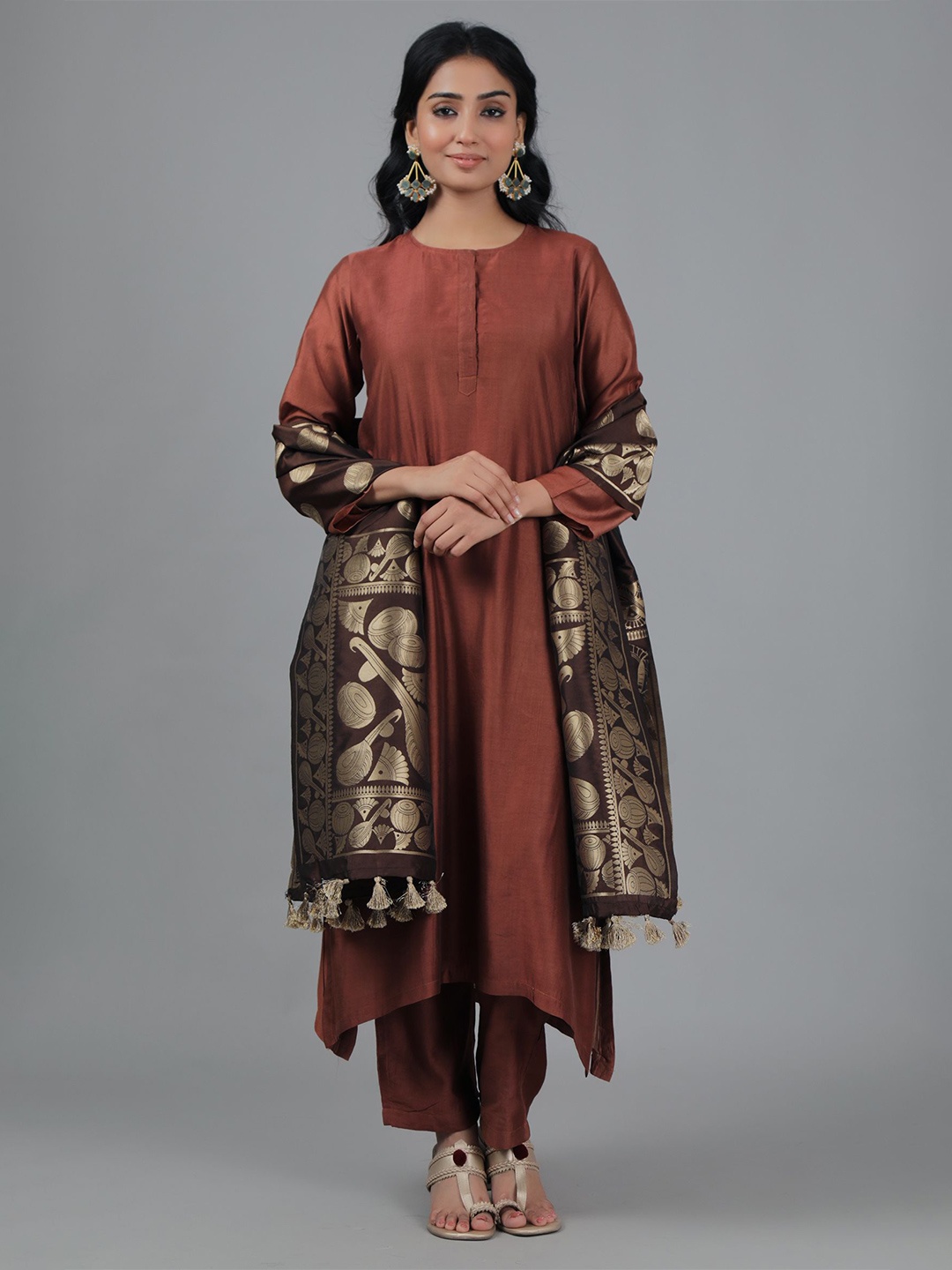

TJORI Woven Design Dupatta, Gold