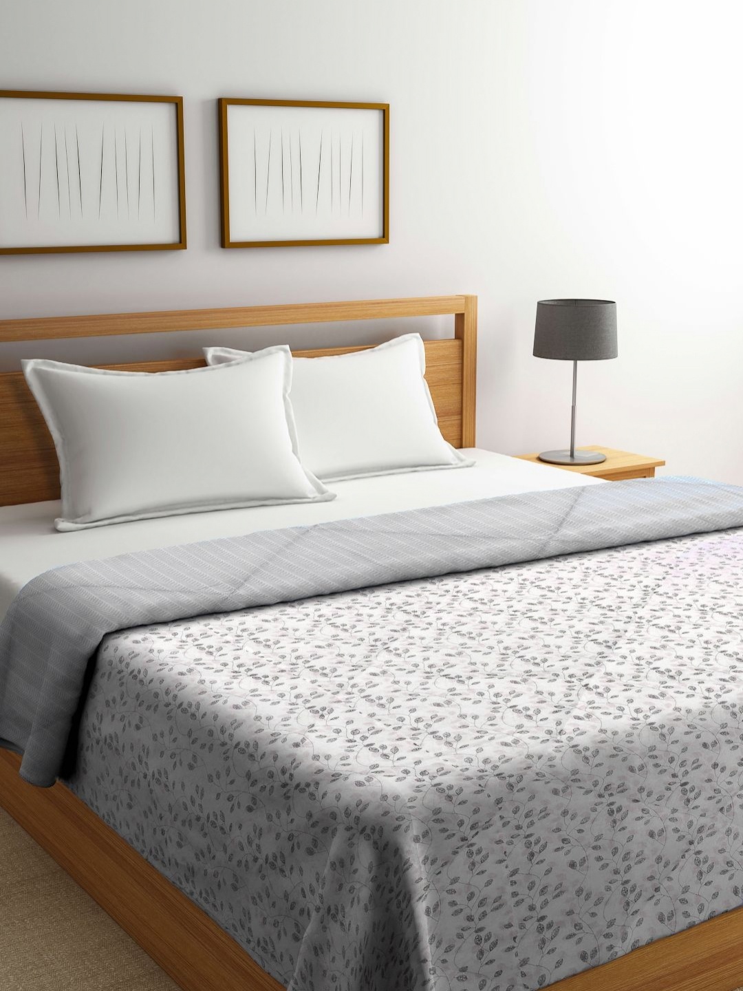 

Aura White & Grey Floral Mild Winter 600 GSM Double Bed Quilt