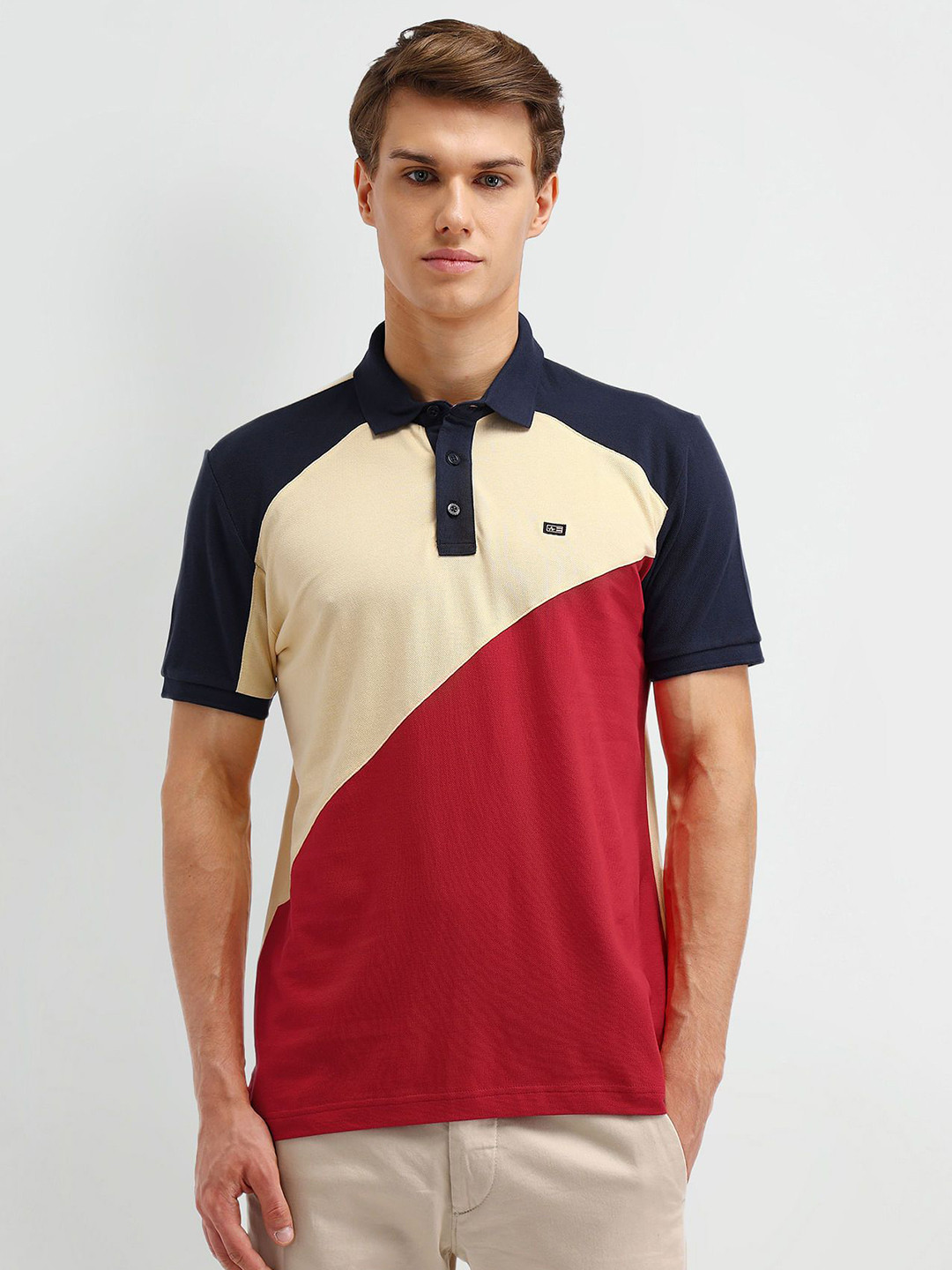 

Arrow Men Regular Fit Solid Short Sleeves Polo Shirt, Red