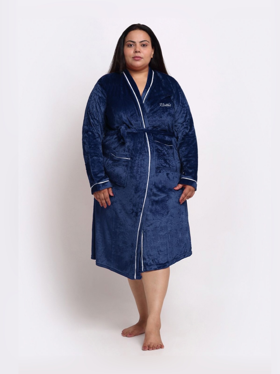 

KLOTTHE Plus Size Blue Woolen Long Sleeves Bath Robe With Belt