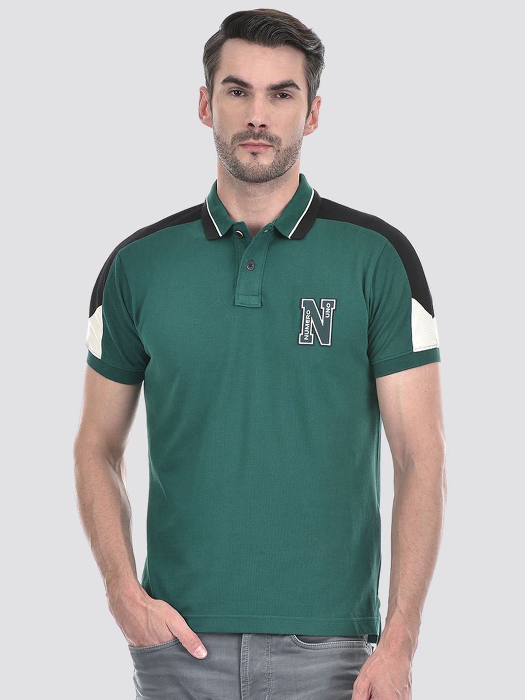 

Numero Uno Men Colourblocked Polo Collar Applique T-shirt, Green