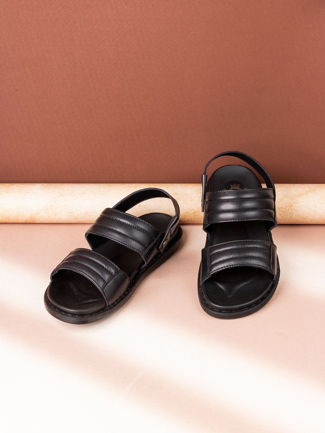

ATESBER by Inc.5 Men Leather Comfort Sandals, Black