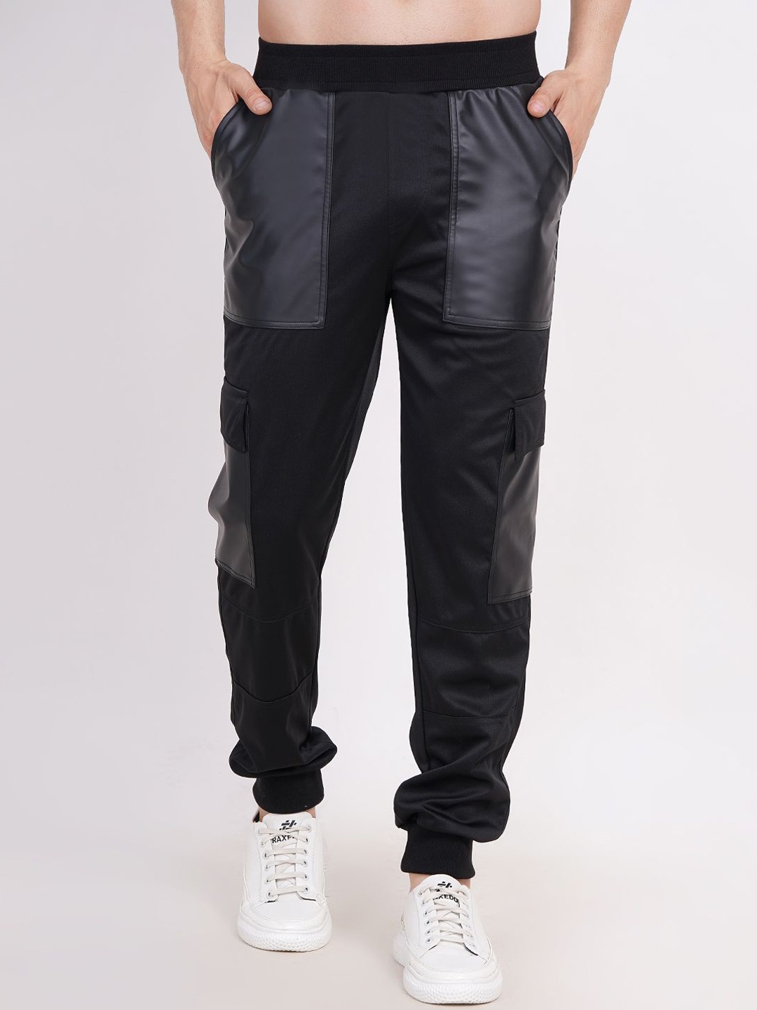 

Raxedo Men Regular Fit Mid-Rise Cargo Styles Joggers, Black