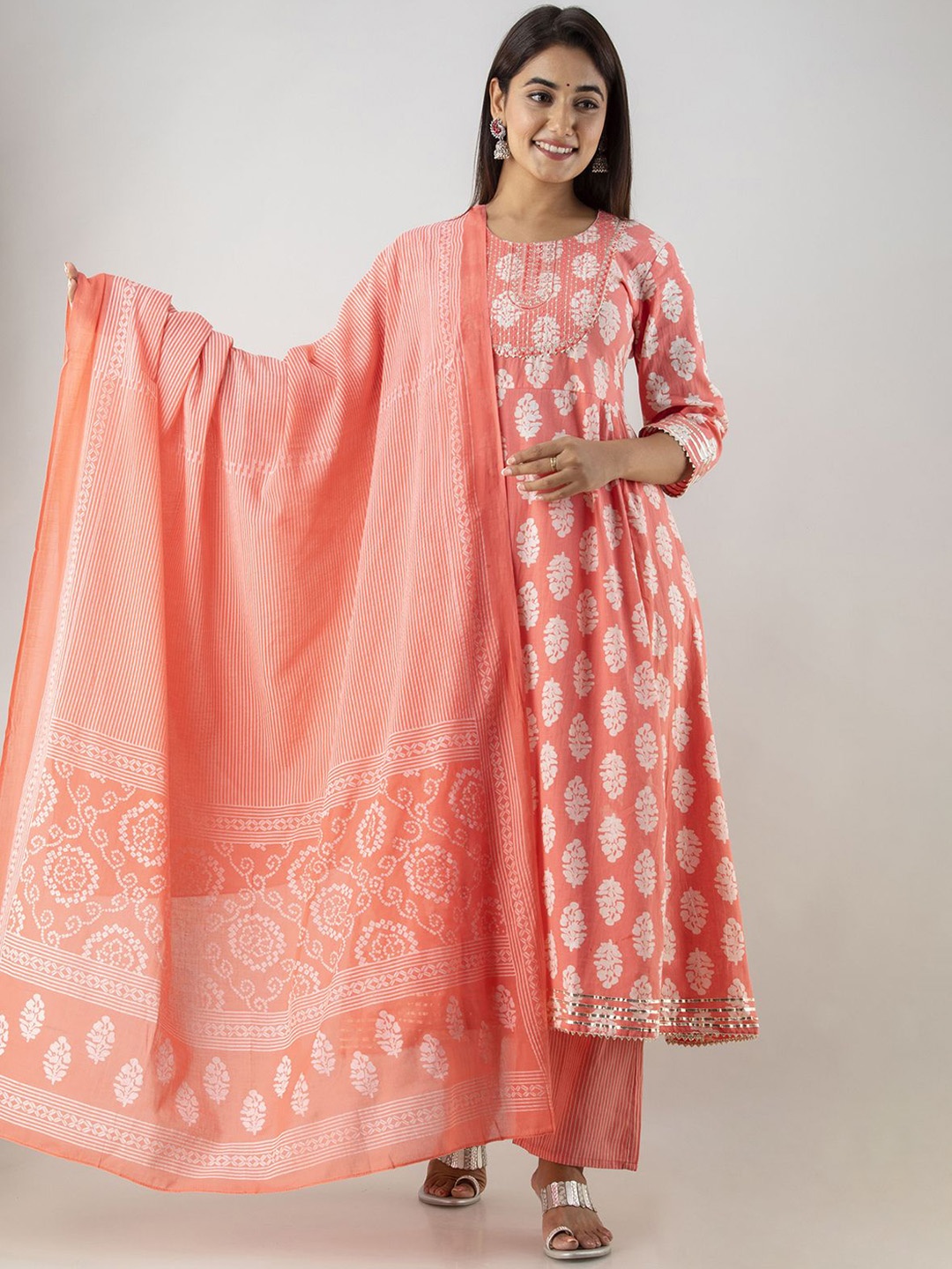

SHOOLIN Women Ethnic Motifs Printed Empire Thread Work Pure Cotton Kurta with Trousers & With Dupatta, Peach