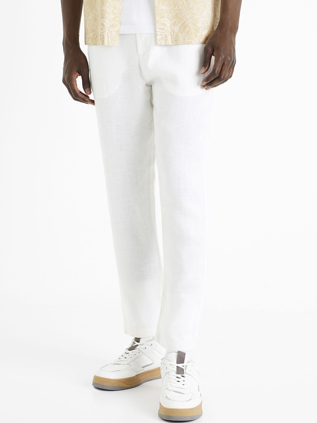 

Celio Men Straight Fit Regular Trousers, White