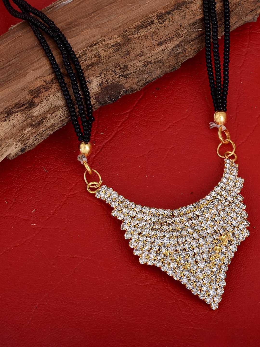 

MEMOIR Gold-Plated Artificial Beads Mangalsutra