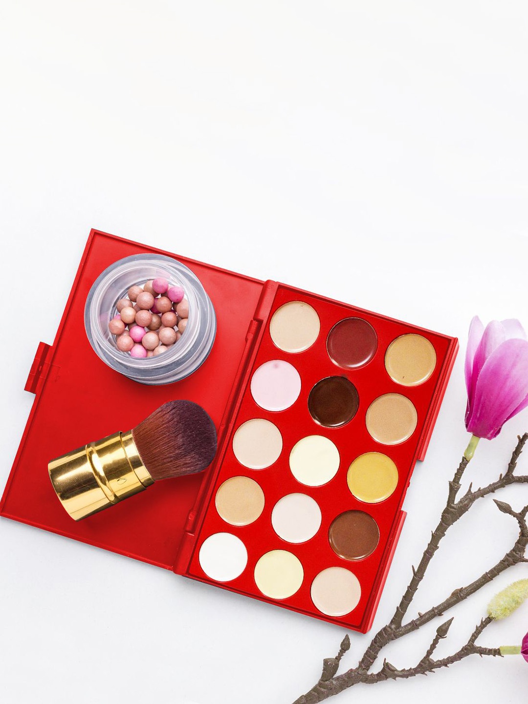 

Adbeni 15-Color Silky Touch Perfect Concealer Palette- 40 g - 01, Cream