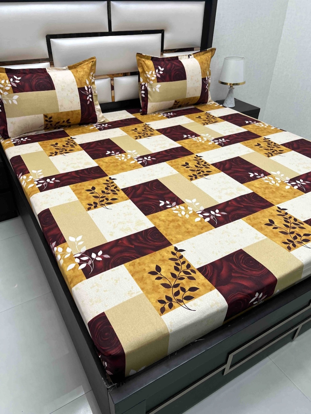 

Pure Decor Passion Fur Brown Floral 240 TC Pure Cotton Queen Bedsheet Set 2.26 m x 2.56 m