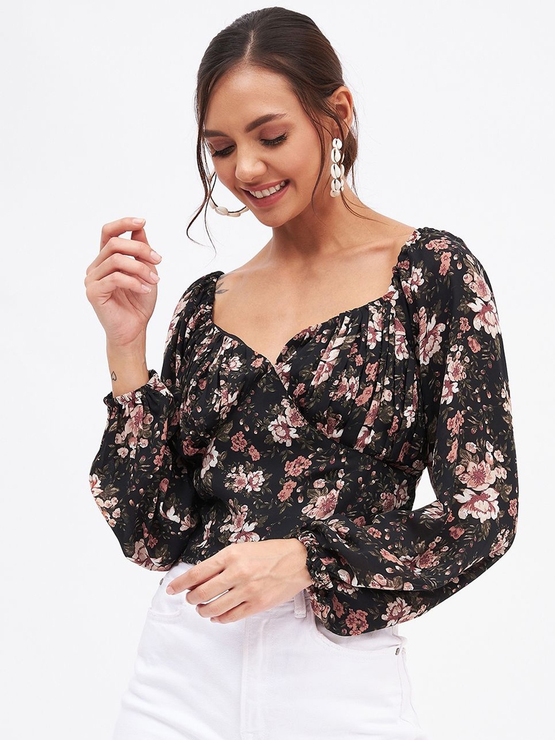 

Kibo Women Floral Print Sweetheart Neck Puff Sleeve Top, Black